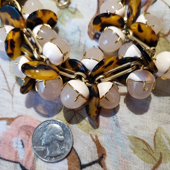 J. Crew Tortoise Paperclip Brass Tone Chain Nude Pink Acrylic Bell Cap Necklace - Picture 8 of 8